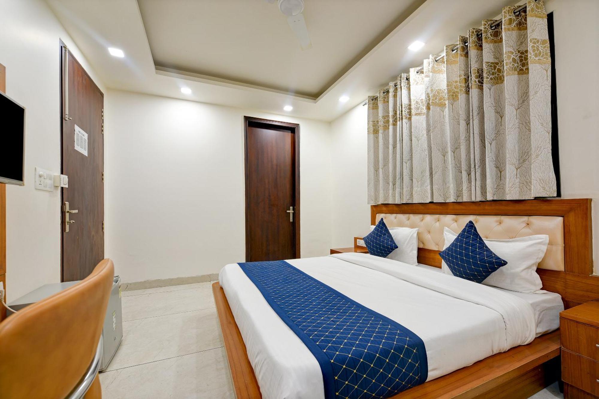 Hotel Leaf 9 Boutique, Near Golf Course Road And Galleria Market Gurgaon Exterior foto