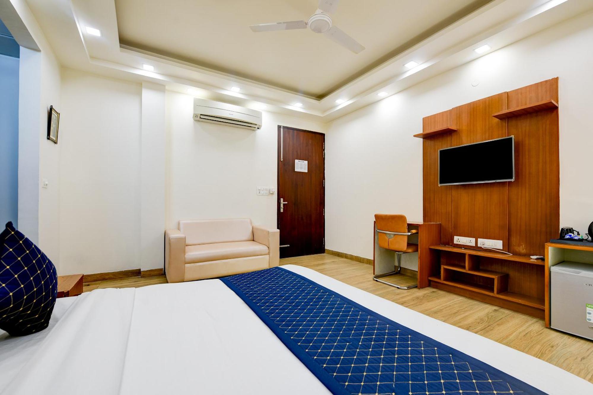 Hotel Leaf 9 Boutique, Near Golf Course Road And Galleria Market Gurgaon Exterior foto